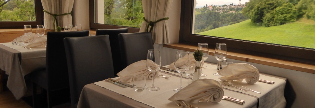 Ferienwohnung und Suiten in Südtirol - Apparthotel Maier Urlaub am Ritten